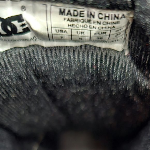 New without box.  DC  Chalet Winter Moon Boot 2.0 - Picture 2 of 4